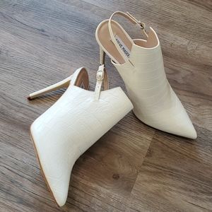 Steve Madden Daily Slingback Pointed Toe Pump